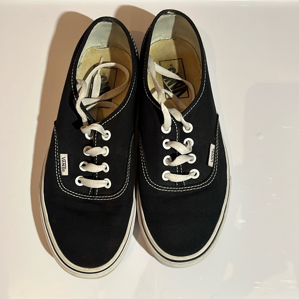 Vans women’s Old Skool black canvas size 7.5